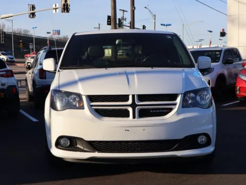 Photos of 2019 Dodge Grand Caravan GT for sale in Kansas City, MO at Jay Wolfe Honda