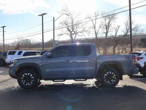 More photos of 2023 Nissan Frontier PRO-4X at Jay Wolfe Honda, MO