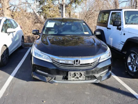 Photos of 2017 Honda Accord Sedan Touring for sale in Kansas City, MO at Jay Wolfe Honda