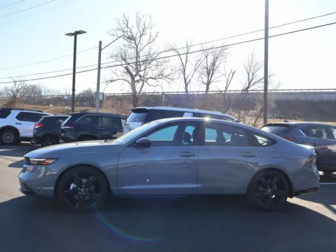 More photos of 2025 Honda Accord Hybrid Sport-L at Jay Wolfe Honda, MO