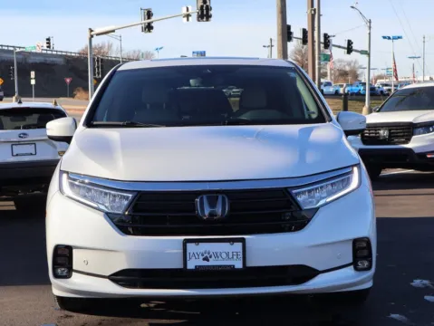 Photos of 2024 Honda Odyssey Touring for sale in Kansas City, MO at Jay Wolfe Honda