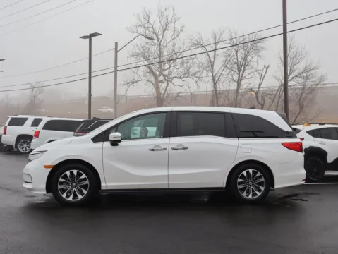 More photos of 2024 Honda Odyssey EX-L at Jay Wolfe Honda, MO