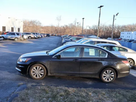 More photos of 2011 Honda Accord Sdn EX-L at Jay Wolfe Honda, MO