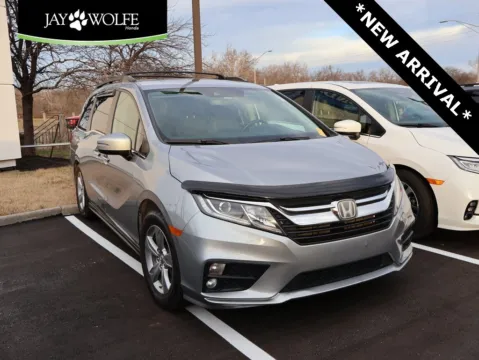 Silver 2018 Honda Odyssey EX-L for sale in Kansas City, MO