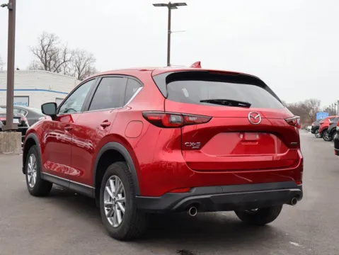 More photos of 2022 Mazda CX-5 2.5 S Preferred Package at Jay Wolfe Honda, MO