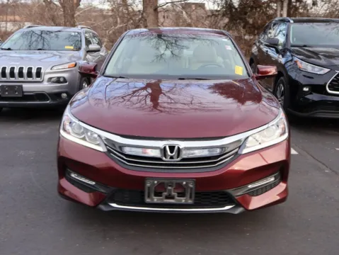 Photos of 2016 Honda Accord Sedan EX-L for sale in Kansas City, MO at Jay Wolfe Honda