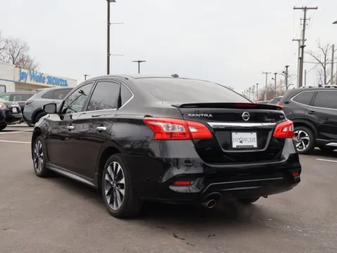 More photos of 2017 Nissan Sentra SR at Jay Wolfe Honda, MO