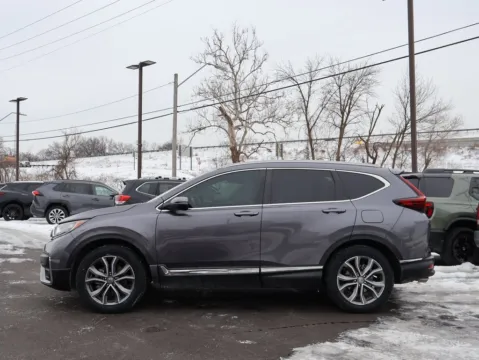 More photos of 2021 Honda CR-V Touring at Jay Wolfe Honda, MO
