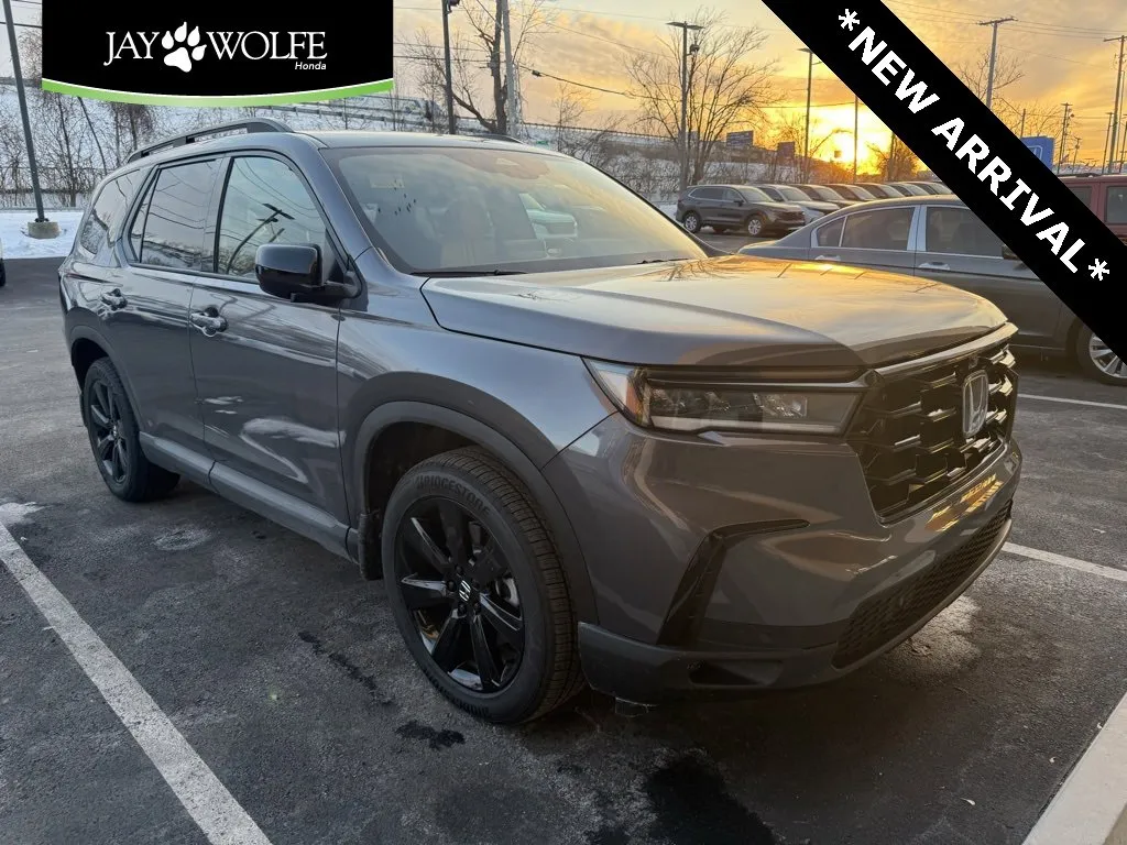 Used 2025 Honda Pilot Black Edition for sale in Kansas City, MO at