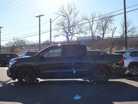 More photos of 2023 Honda Ridgeline Black Edition at Jay Wolfe Honda, MO
