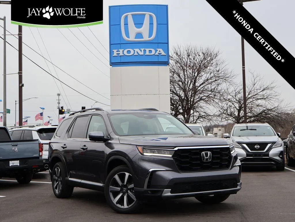 Used 2025 Honda Pilot Elite for sale in Kansas City, MO at Jay