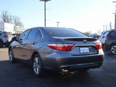 More photos of 2017 Toyota Camry SE at Jay Wolfe Honda, MO