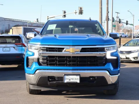 Photos of 2023 Chevrolet Silverado 1500 LT for sale in Kansas City, MO at Jay Wolfe Honda