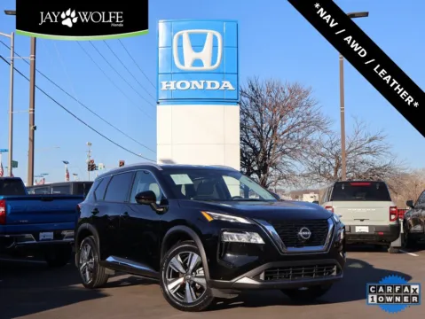 Black 2023 Nissan Rogue SL for sale in Kansas City, MO