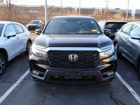 Photos of 2023 Honda Passport EX-L for sale in Kansas City, MO at Jay Wolfe Honda