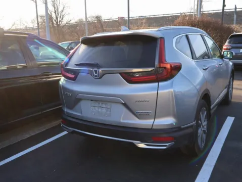 More photos of 2022 Honda CR-V Hybrid Touring at Jay Wolfe Honda, MO