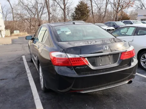 More photos of 2014 Honda Accord Sedan EX-L at Jay Wolfe Honda, MO