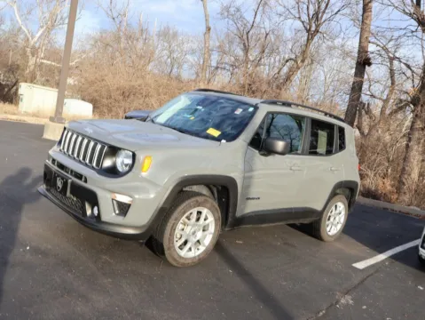 More photos of 2022 Jeep Renegade Latitude at Jay Wolfe Honda, MO