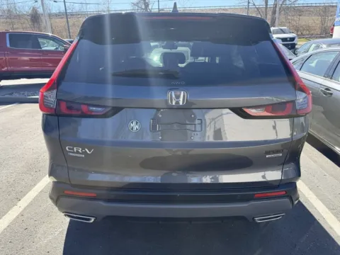 More photos of 2025 Honda CR-V Hybrid Sport Touring at Jay Wolfe Honda, MO