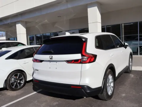 More photos of 2025 Honda CR-V EX at Jay Wolfe Honda, MO