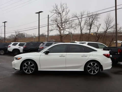 More photos of 2025 Honda Civic Sedan Hybrid Sport at Jay Wolfe Honda, MO