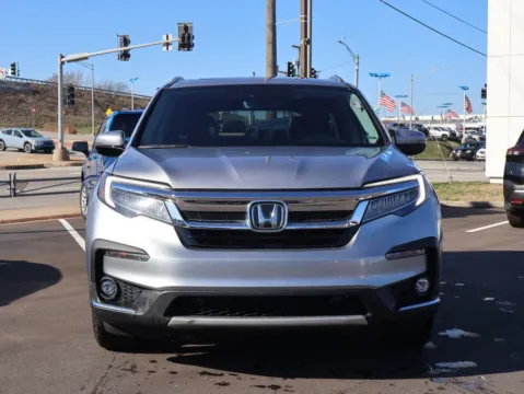 Photos of 2022 Honda Pilot Elite for sale in Kansas City, MO at Jay Wolfe Honda