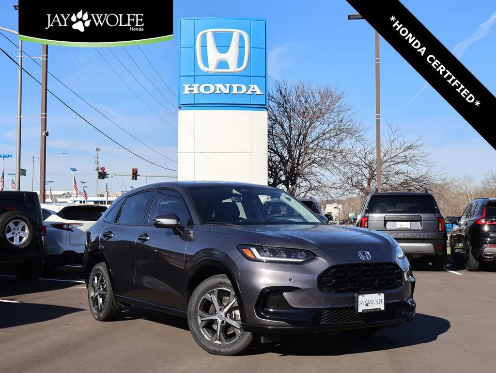 Gray 2024 Honda HR-V EX-L for sale in Kansas City, MO