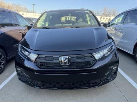 Photos of 2026 Honda Odyssey EX-L for sale in Kansas City, MO at Jay Wolfe Honda