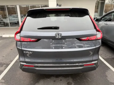 More photos of 2023 Honda CR-V EX-L at Jay Wolfe Honda, MO