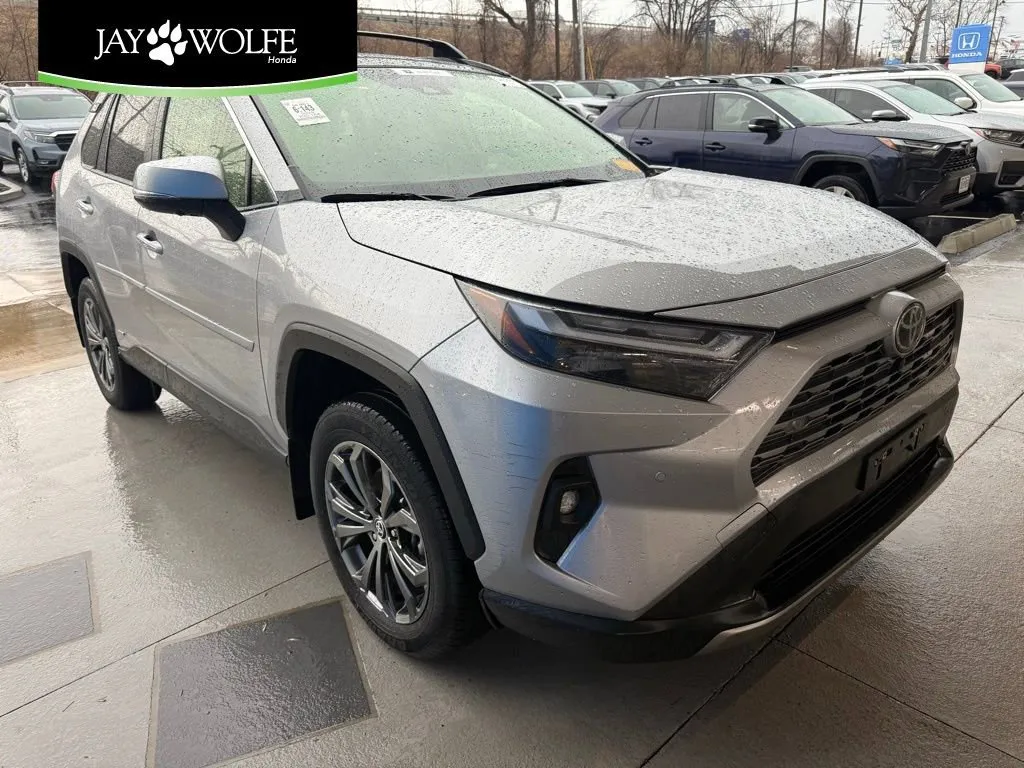 Silver 2025 Toyota RAV4 Hybrid Limited for sale in Kansas City, MO
