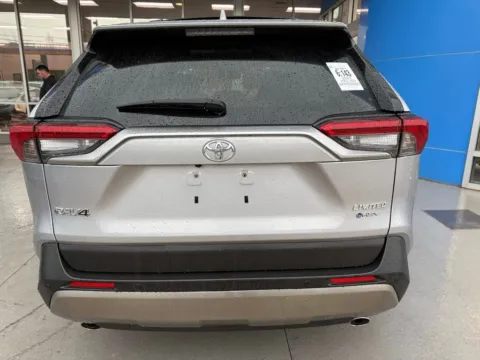 More photos of 2025 Toyota RAV4 Hybrid Limited at Jay Wolfe Honda, MO