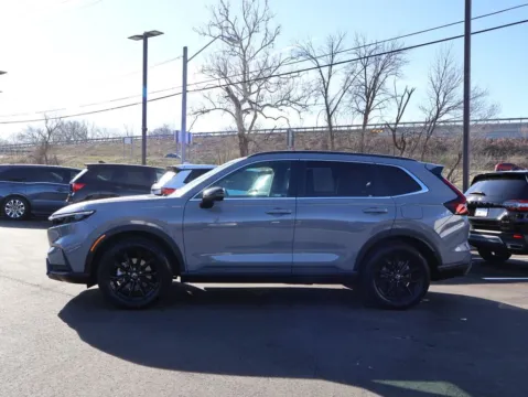 More photos of 2025 Honda CR-V Hybrid Sport-L at Jay Wolfe Honda, MO
