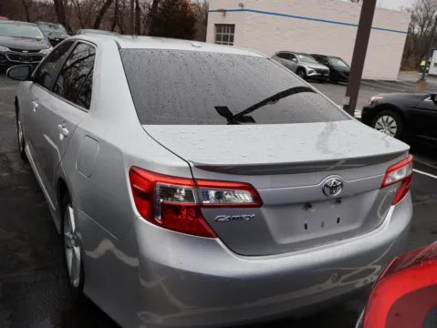 More photos of 2012 Toyota Camry SE at Jay Wolfe Honda, MO