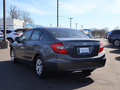 More photos of 2012 Honda Civic Sdn LX at Jay Wolfe Honda, MO