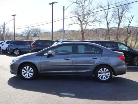 More photos of 2012 Honda Civic Sdn LX at Jay Wolfe Honda, MO