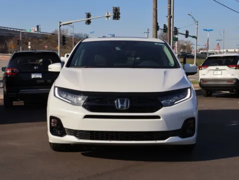 Photos of 2026 Honda Odyssey Elite for sale in Kansas City, MO at Jay Wolfe Honda