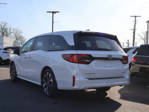 More photos of 2026 Honda Odyssey Elite at Jay Wolfe Honda, MO