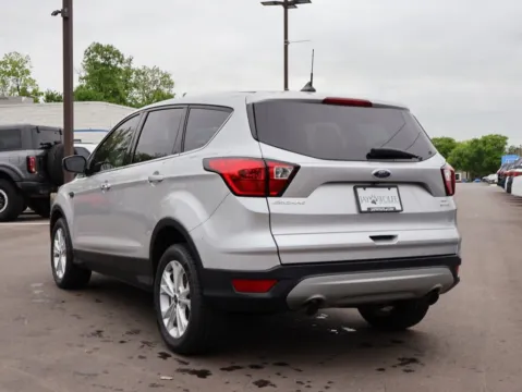 More photos of 2019 Ford Escape SE at Jay Wolfe Honda, MO