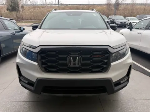 Photos of 2024 Honda Passport TrailSport for sale in Kansas City, MO at Jay Wolfe Honda