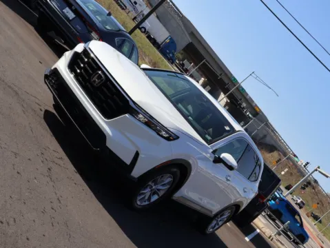 Another view of 2024 Honda CR-V EX-L for sale in Kansas City, MO at Jay Wolfe Honda