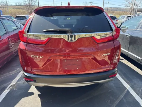 More photos of 2018 Honda CR-V EX-L at Jay Wolfe Honda, MO