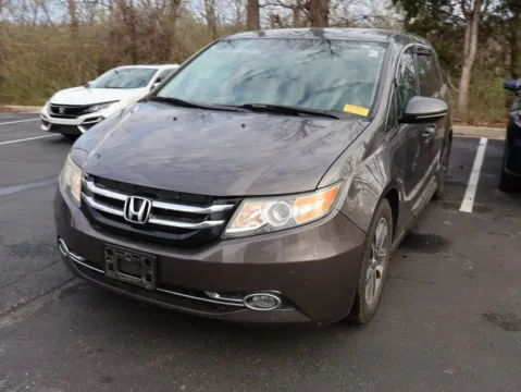 Another view of 2016 Honda Odyssey Touring for sale in Kansas City, MO at Jay Wolfe Honda
