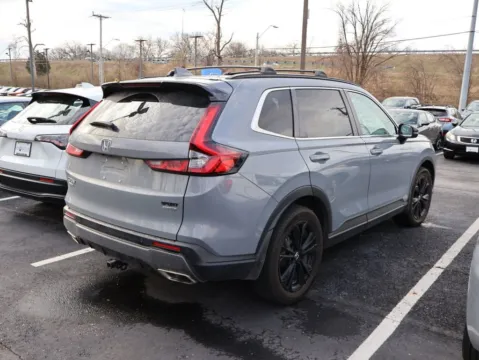 More photos of 2024 Honda CR-V Hybrid Sport Touring at Jay Wolfe Honda, MO