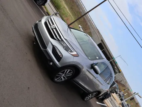 Another view of 2017 Honda Pilot Touring for sale in Kansas City, MO at Jay Wolfe Honda