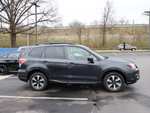 More photos of 2018 Subaru Forester Premium at Jay Wolfe Honda, MO