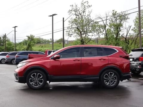 More photos of 2022 Honda CR-V EX-L at Jay Wolfe Honda, MO