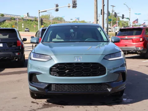 Photos of 2024 Honda HR-V EX-L for sale in Kansas City, MO at Jay Wolfe Honda