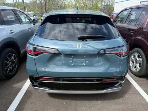 More photos of 2024 Honda HR-V EX-L at Jay Wolfe Honda, MO
