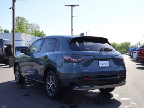 More photos of 2024 Honda HR-V EX-L at Jay Wolfe Honda, MO
