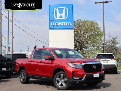 Red 2021 Honda Ridgeline RTL-E for sale in Kansas City, MO